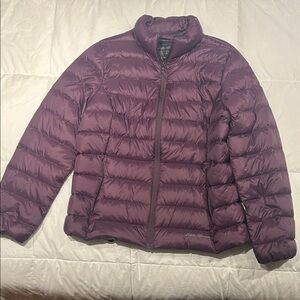 Eddie Bauer Women's Puffer Jacket in Deep Purple